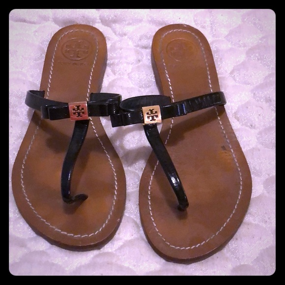Authentic Tory Burch Black Thong Sandal - Picture 1 of 3